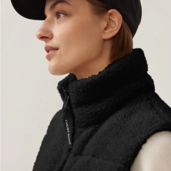 Canada Goose Elora 650 Fill Power Down Vest, NWT - Picture 4 of 13